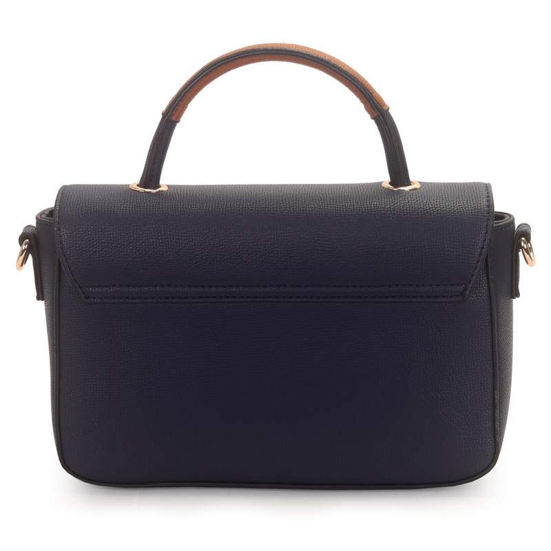 Bolsa transversal feminina azul marinho vista de trás com acabamento texturizado e alça de mão marrom